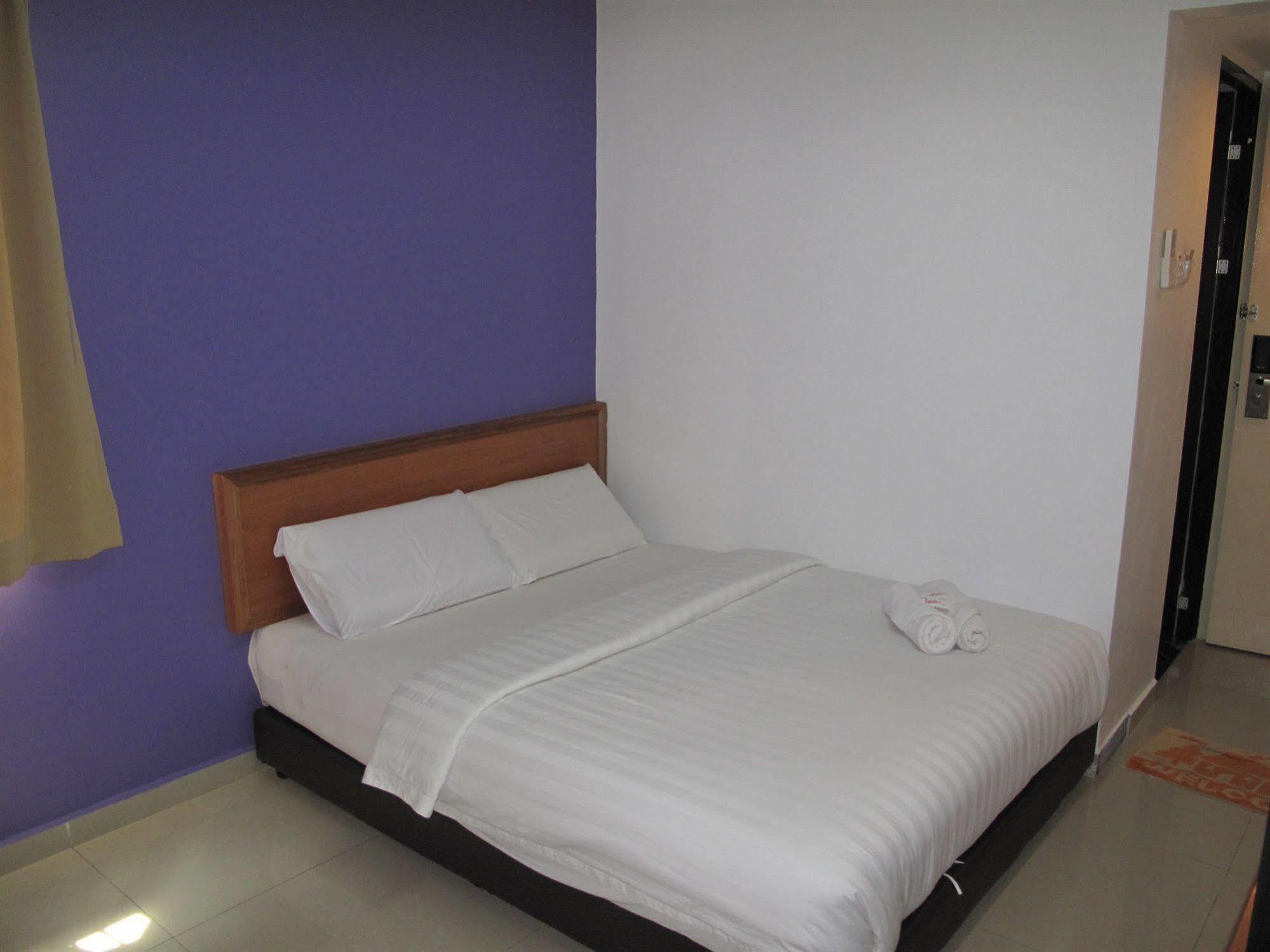 Hotel 193 Johor Bahru Bagian luar foto